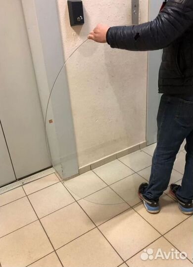 Стеклянная столешница