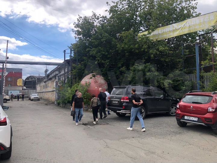 Сдам торговое помещение, 1174 м²