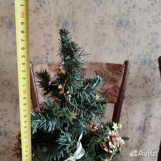 Новогодняя ель зеленая с украшениями, 45 см