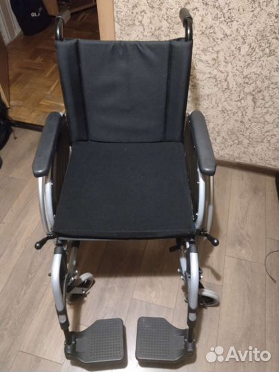 Инвалидная коляска