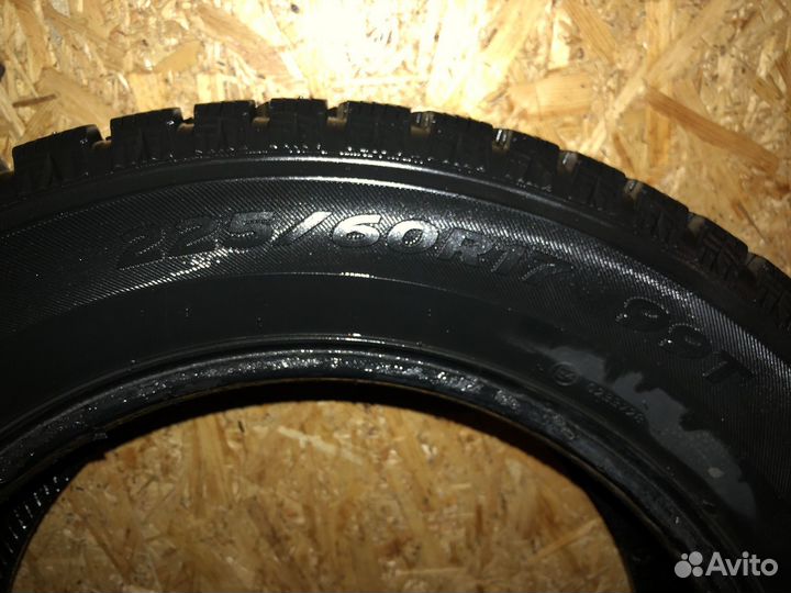 Hankook Winter I'Pike 225/60 R17 99T