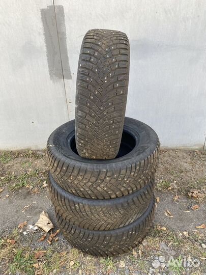 Continental IceContact 3 215/65 R16