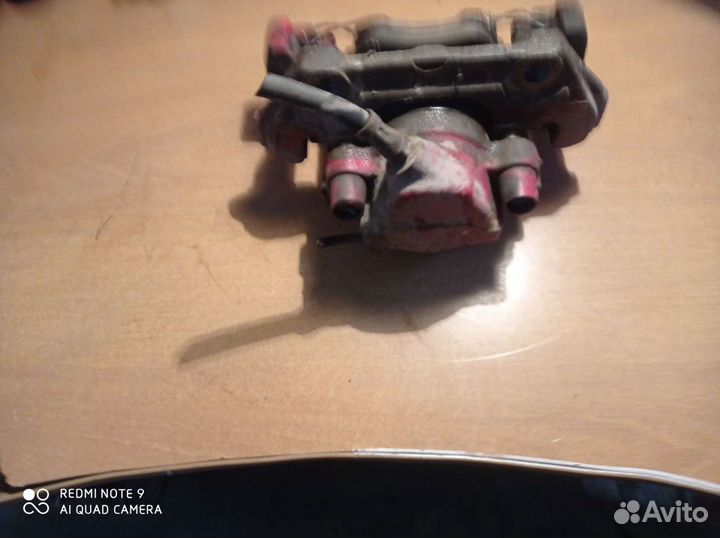 Суппорт передний правый Mercedes-Benz W210