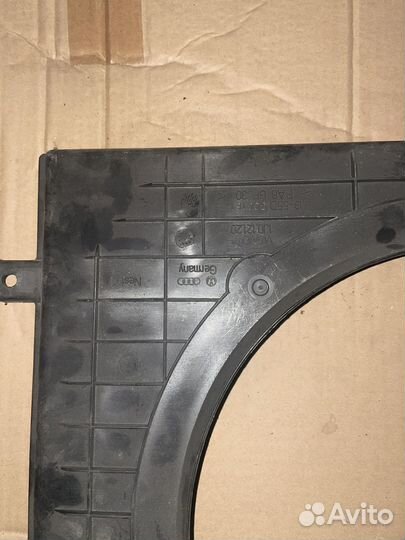 Диффузор вентилятора Skoda Octavia Volkswagen Golf