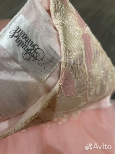 Платье на девочку нарядное