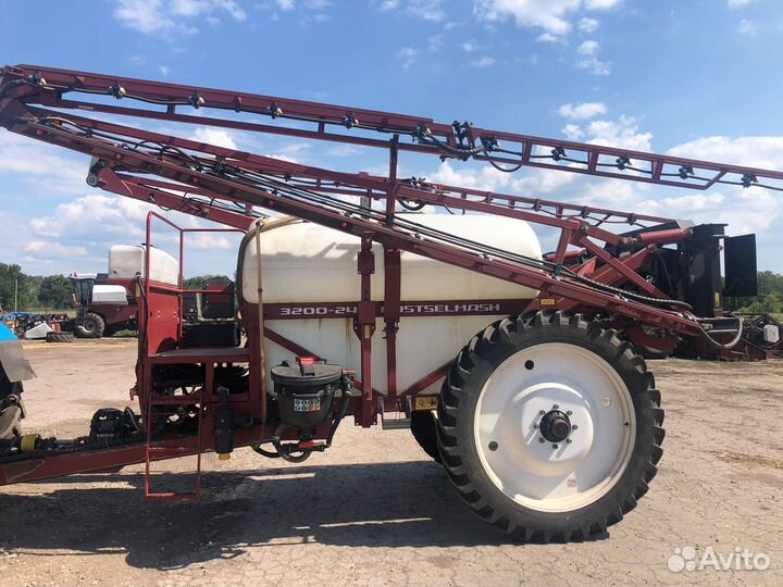 Опрыскиватель Ростсельмаш RSM TS-3200, 2017