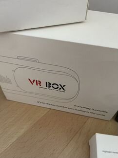 Очки вертуальной реальности с пультом