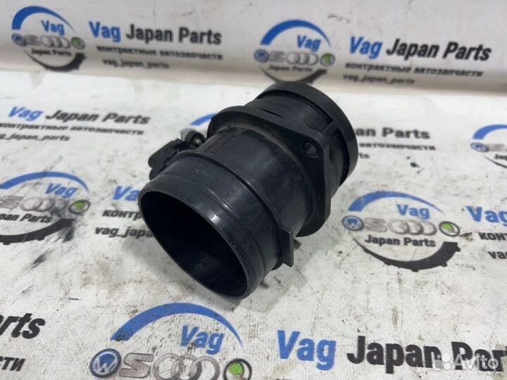 Датчик массового расхода воздуха Audi A4 B8 cdnc