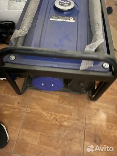 Продаю генератор