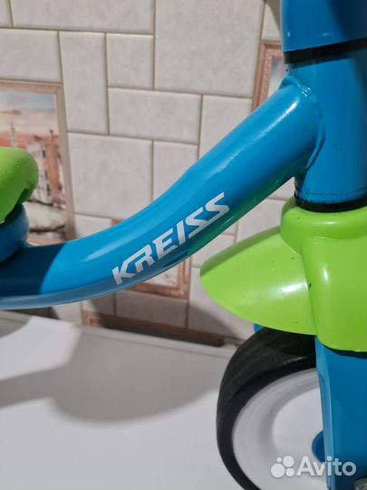 Велосипед трёхколёсный