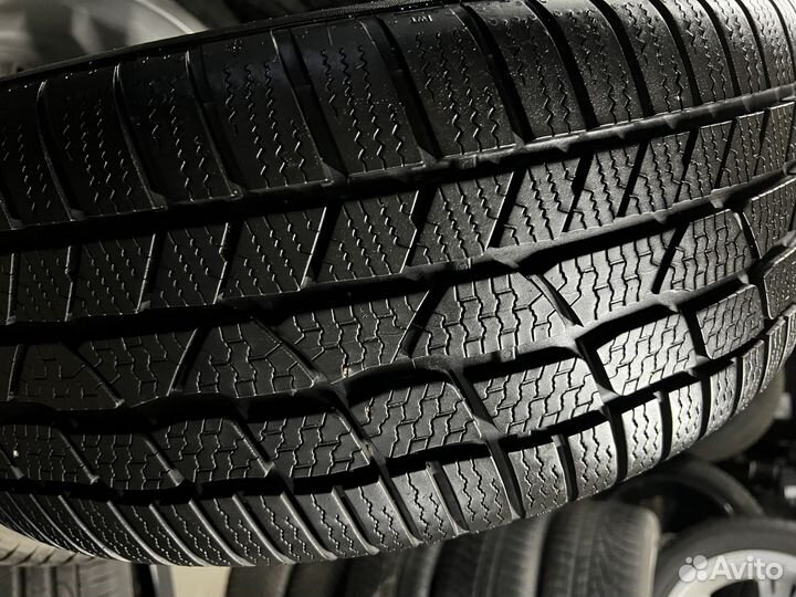 Continental WinterContact TS 850 P 245/40 R20