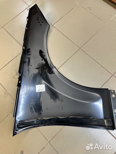 Крыло переднее левое Мерседес С класс W 204