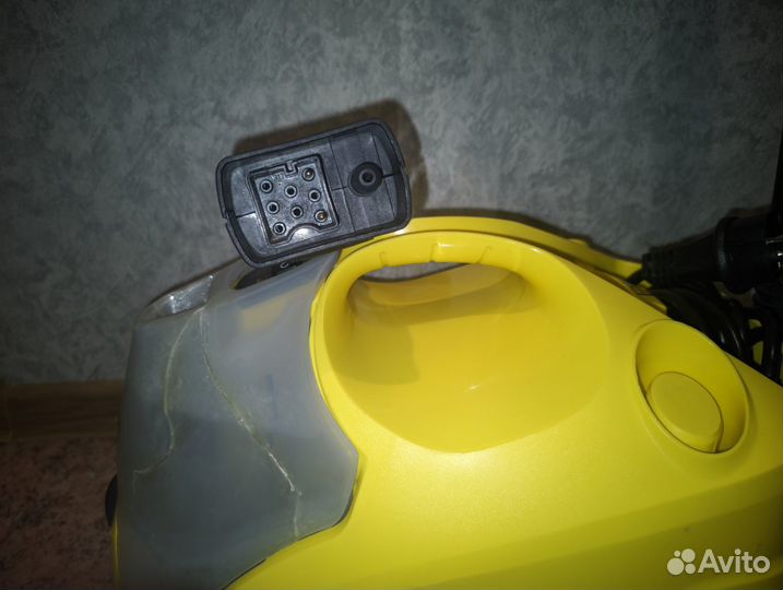 Пароочиститель Karcher SC 2.600 C с разъемом утюга