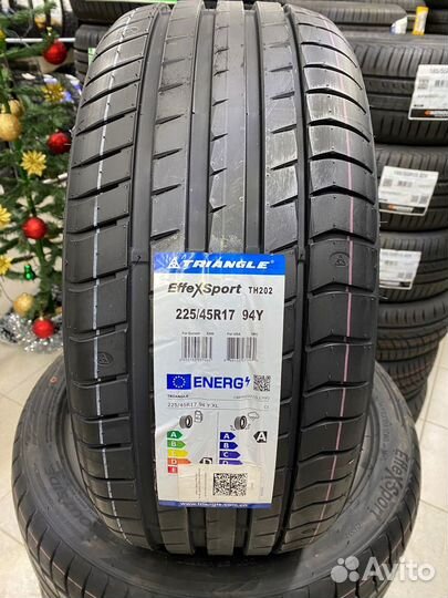 Triangle EffeXSport TH202 225/45 R17 94Y