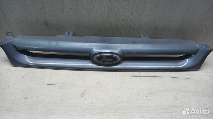 Решетка радиатора Ford Оriоn 3/Еsсоrt