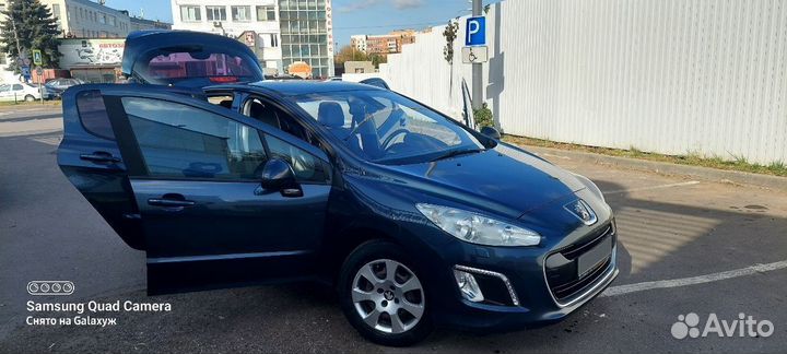 Peugeot 308 1.6 МТ, 2011, 203 500 км