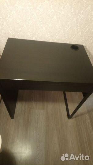 Компьютерный стол IKEA mikke