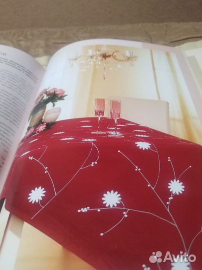 Книги. Роспись по ткани