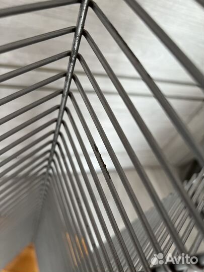 Подставка для дисков