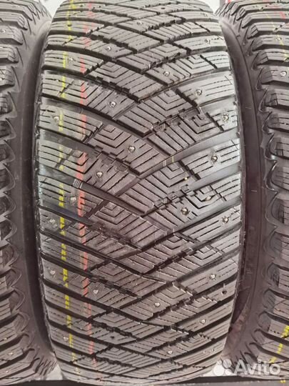 Goodyear UltraGrip Ice SUV 255/55 R18 105M