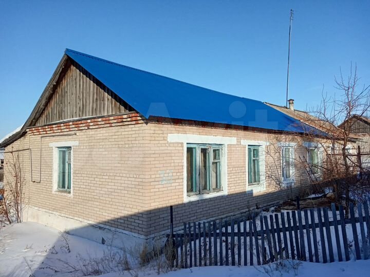 Дом 58 м² на участке 10 сот.