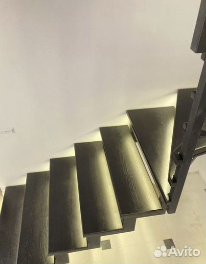 Подсветка лестницы с датчиком движения