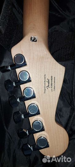 Электрогитара fender squier stratocaster