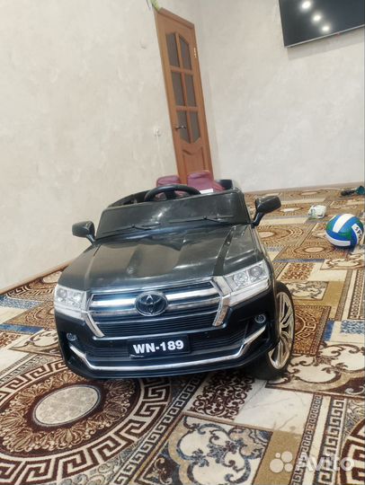 Детский электромобиль бу