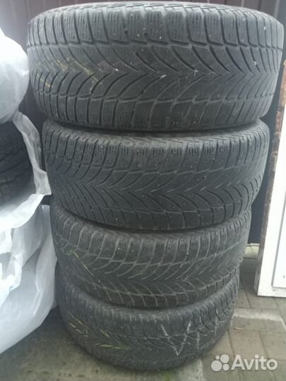 Goodyear UltraGrip 21.5/55 R16 97T