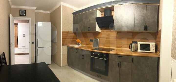 2-к. квартира, 65 м², 6/17 эт.