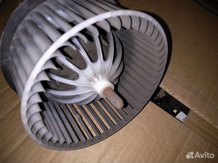 Мотор печки (вентилятор) Freelander 2 2007-14