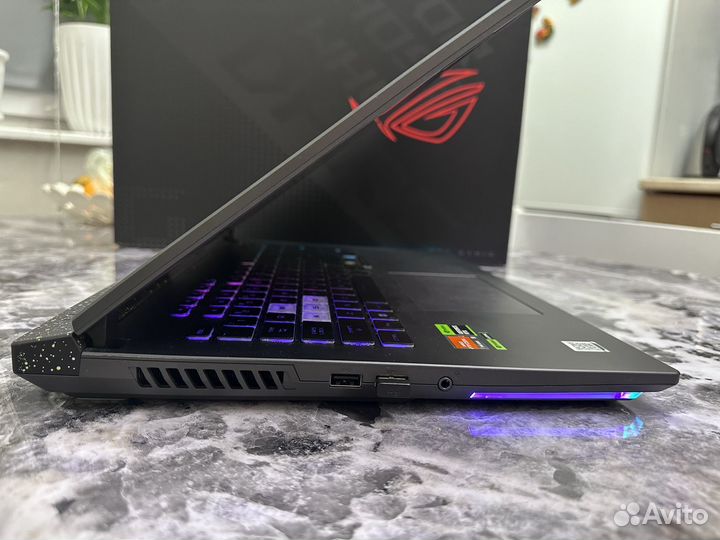 Asus Rog Strix g17