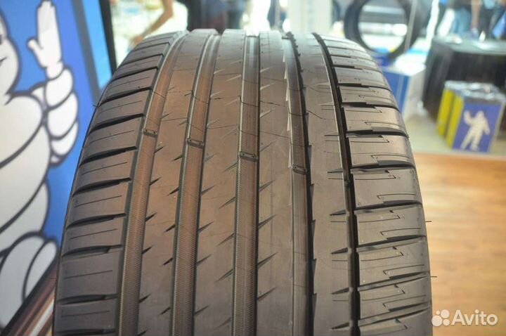 Michelin Pilot Sport 4 SUV 275/45 R20