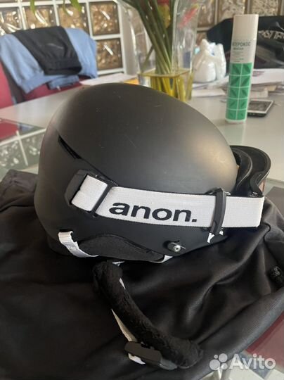 Шлем c очками детский