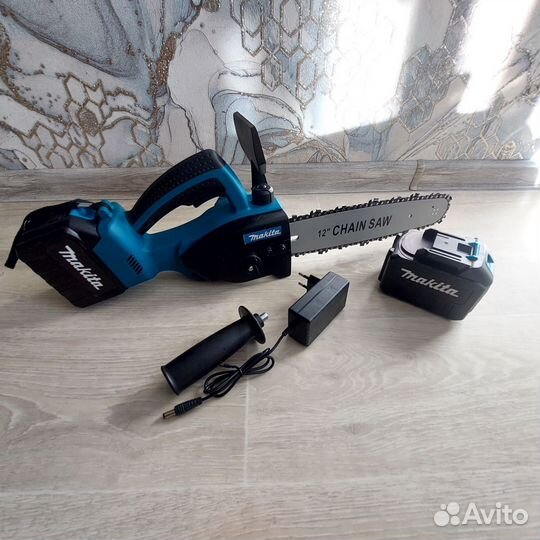 Пила на акб