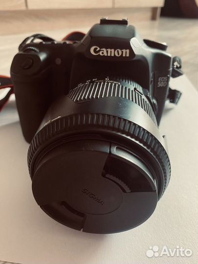 Зеркальный фотоаппарат