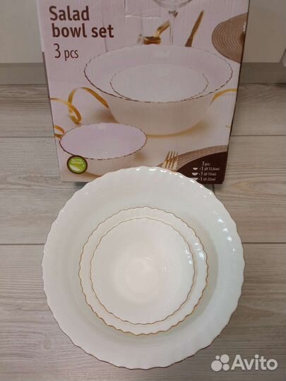 Набор столовой посуды новый