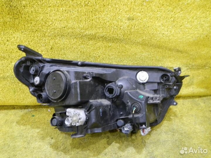 Фара левая Toyota RAV4