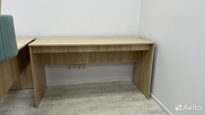 Стол письменный 140 см дуб сонома