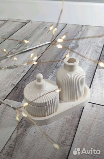 Декор из гипса ваза шкатулка поднос