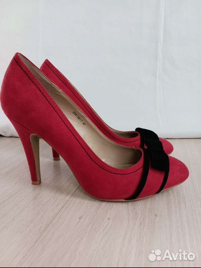 Туфли красные женские 40