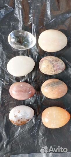 Яйцо из камня