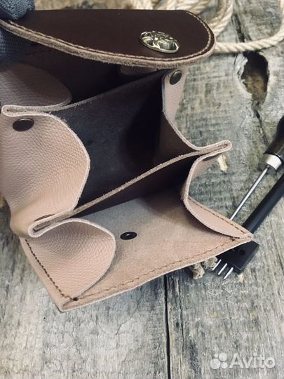 Изделия из кожи ручной работы