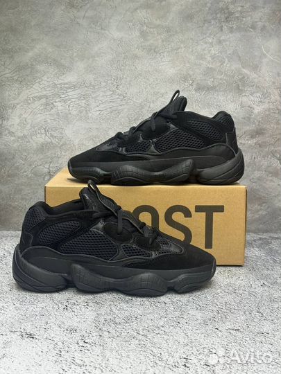 Кроссовки Adidas Yeezy Boost 500