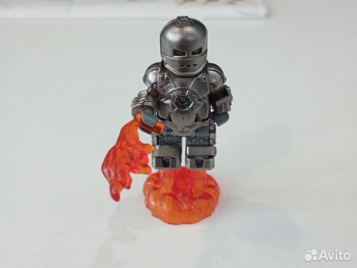 Lego железный человек