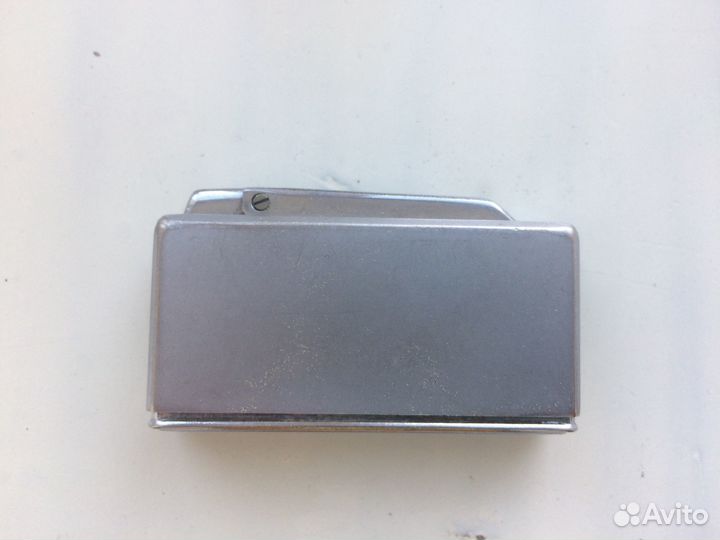 Коллекция зажигалок бензиновых и газовых