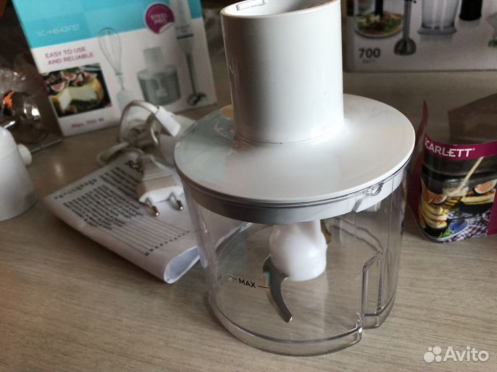 Блендер погружной scarlett SC-42F37 700W