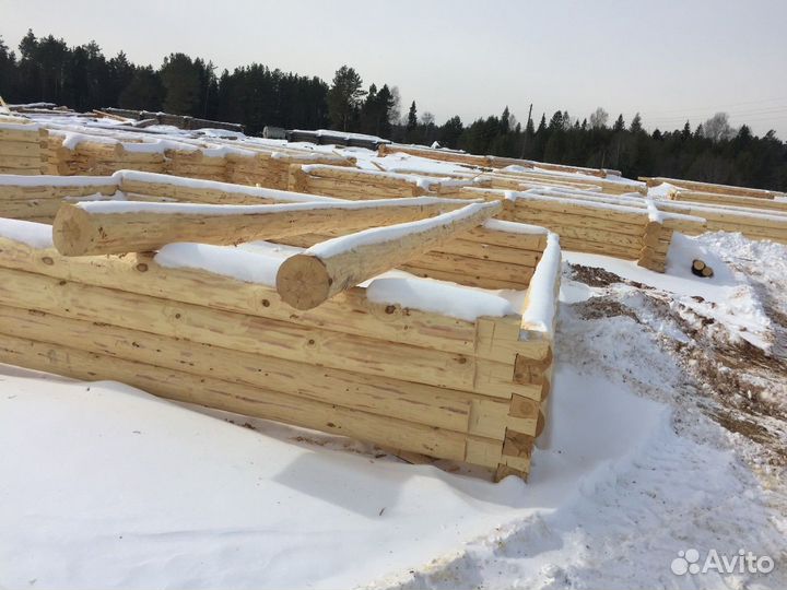 Сруб дома баня из зимнего леса с доставкой