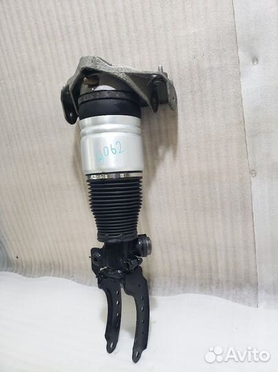 Пневмо стойка на Audi Q7 4L