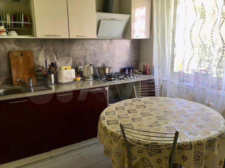 3-к. квартира, 66 м², 5/5 эт.